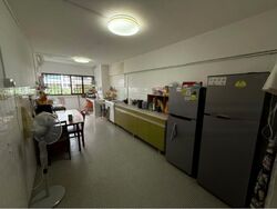 Blk 327 Ang Mo Kio 31 (Ang Mo Kio), HDB 4 Rooms #477838561